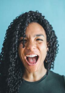 Coronavirus survey screaming woman